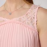 image 4 of 4
