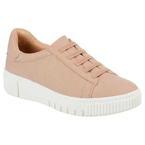 SOUL Naturalizer Neela Lace-Up Sneaker