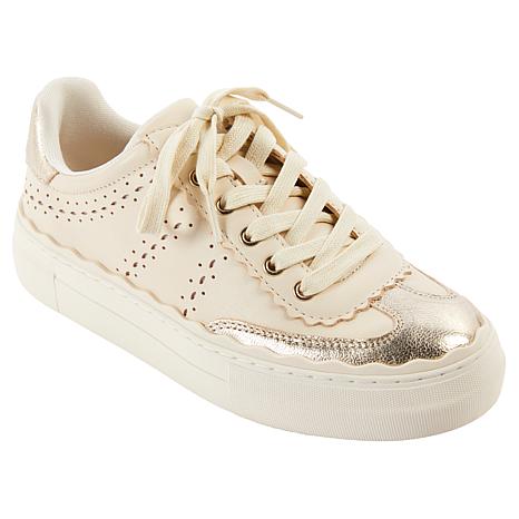 Vince Camuto Vince Lace Up Sneakers Vince Camuto Rezelli Lace-Up