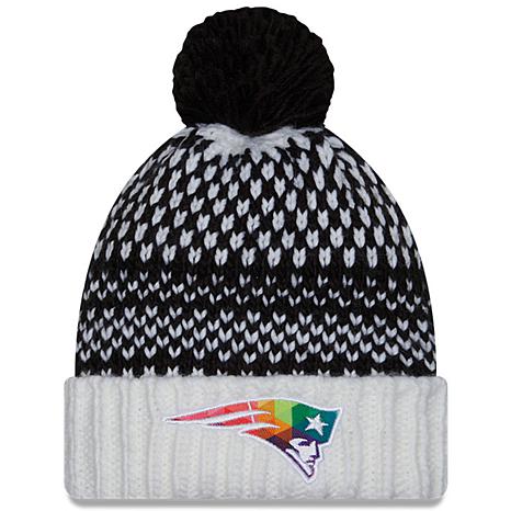 Women's New Era Black/White Washington Commanders 2023 NFL Crucial Catch Cuffed Pom Knit Hat