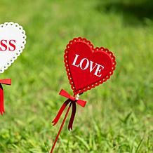 16" Valentine's Heart Yard Stakes 3-piece Set