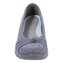 "As Is" Bzees Gem2 Washable Eyelet Casual Flat