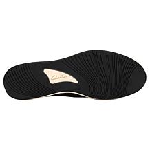 "As Is" Clarks Cloudsteppers BreezeSky Zoe Slip-On Sneaker