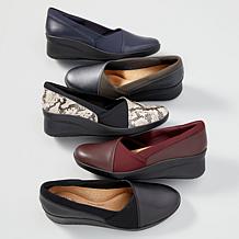 "As Is" Clarks Collection Suttyn Walk Leather Slip-On