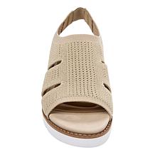 "As Is" easy spirit Winslow Casual Sandal