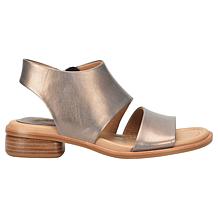 "As Is" Sofft Felicity Leather City Sandal