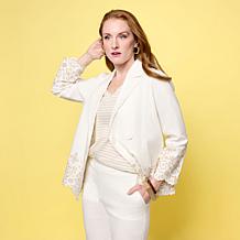 "As Is" Wynne
Collection Embroidered Scallop FlatterFIT Jacket