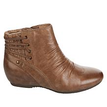 baretraps peanut bootie
