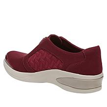 Bzees Florence Washable Zip-Front Shoe