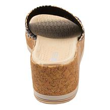 BZees Runaway Raffia Sandal