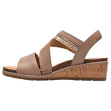 Clarks Collection Kacha Wave Wedge Sandal