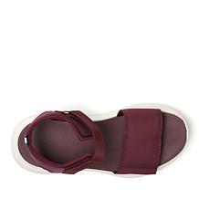 Dearfoams Women's Lightweight Adjustable Strap Platform Sandal - Odell