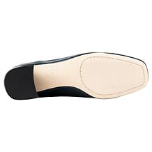 Donald Pliner Aquarius Pump