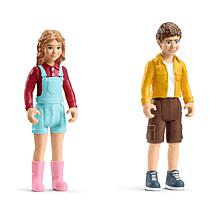 Farm World Adventure Tree House Playset with 2 Figurines