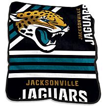 Officially Licensed NFL 19 x 30 Helmet Logo Starter Mat - Jaguars