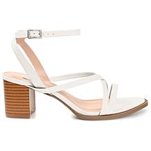 Journee Collection Women's Anikah Pump
