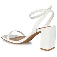 Journee Collection Womens Chasity Pump