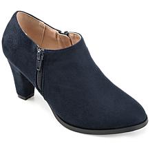 Journee Collection Women's Comfort Wide Width Sanzi Bootie