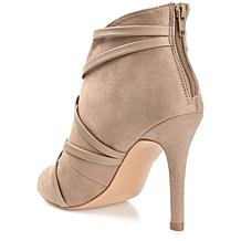Journee Collection Womens Samara Bootie