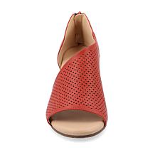 Journee Collection Women's Tru Comfort Foam Aretha Wedge