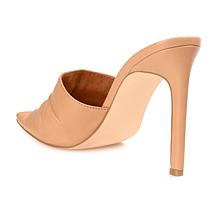 Journee Collection Womens Tru Comfort Foam Camber Pump