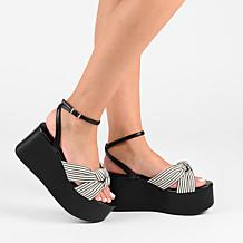 Journee Collection Womens Tru Comfort Foam Lailee Sandals