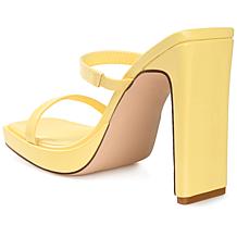 Journee Collection Womens Tru Comfort Foam Naivee Pump