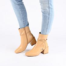 Journee Collection Womens Tru Comfort Foam Wide Width Beverley Booties