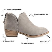 Journee Collection Women's Wide Width Livvy Bootie
