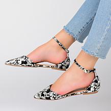 Journee Collection Womens Wide Width Reba Flat