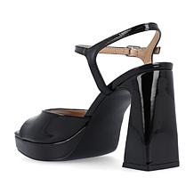 Journee Collection Women's Ziarre Sandals