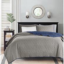 Madison Park Quebec Reversible Coverlet Set - Full/Queen
