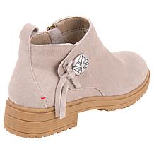 Minnetonka Joyelle Suede Ankle Boot