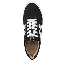 Naturalizer Garnet Retro Lace-Up Sneaker