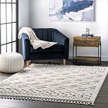 nuLOOM  5' 3" x 7' 7" Ansley Moroccan Lattice Tassel Area Rug
