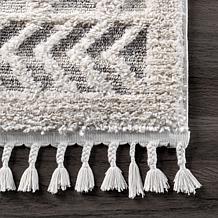 nuLOOM  6' 7" x 9' Ansley Moroccan Lattice Tassel Area Rug