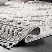 nuLOOM 7' 10" x 10' 10" Ansley Moroccan Lattice Tassel Area Rug
