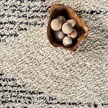 nuLOOM Bria Moroccan Shag Tasseled 3' x 5' Area Rug