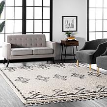 nuLOOM Mackie Moroccan Tasseled Shag 5' 3" x 7' 7" Area Rug 