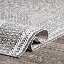 nuLOOM Ranya Tribal Indoor/Outdoor Area Rug 4' x 6' Light Gray