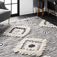 nuLOOM Savannah Moroccan Tasseled Wool Area Rug - 6' x 9' - Black