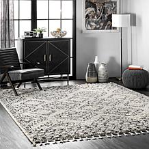 nuLOOM Vasiliki Moroccan Shag Tasseled 4' x 6' Off-White Area Rug