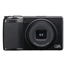 Ricoh GR III HDF Digital
Camera Bundle 