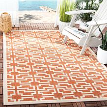 Safavieh Courtyard Skye 5'-3" x 7'-7" Indoor/Outdoor Rug