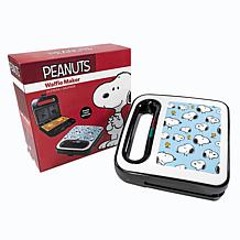 Uncanny Brands Peanuts Waffle Maker