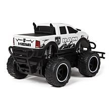 World Tech Toys Officially Licensed 1:24 RAM 2500 Power Wagon Elect...
