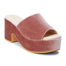 Beach by Matisse Terry Heel
