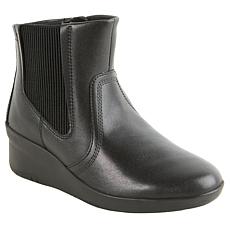 Clarks Collection Suttyn Rae Heritage Ankle Boots