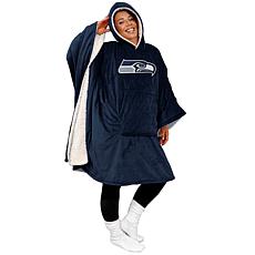 Officially Licensed NFL Pegasus Sports Team Logo Throw