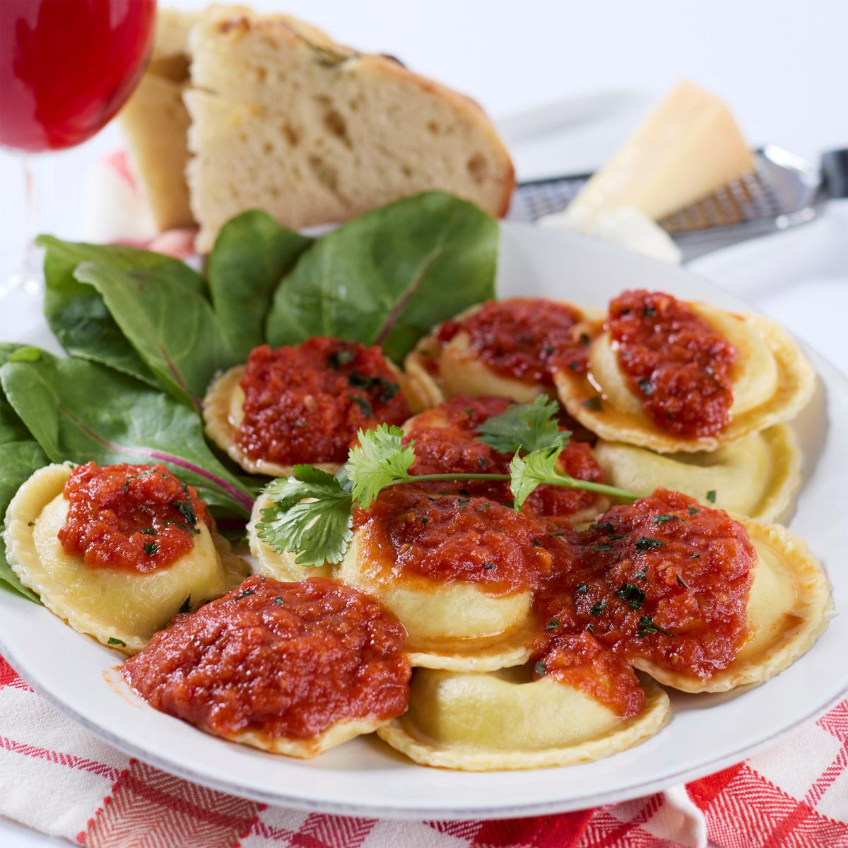 Relli's 24-count Spinach & Roasted Garlic Ravioli with 2-pack Sauce | HSN